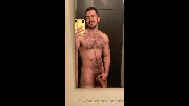 Quick Jerk off Before a Shower – Suiteddaily