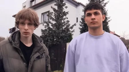 Czech Hunter 787 – Denny, Chris, Bruno Baxter