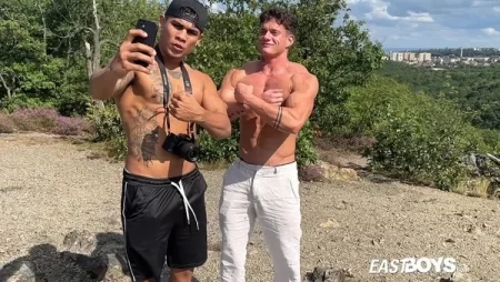 Bruce Harrelson – Flexing